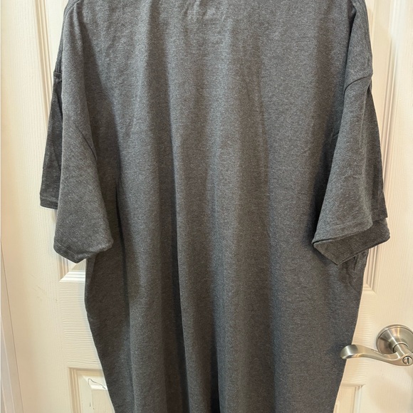 Short sleeve T shirt size XXL - Picture 3 of 3